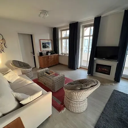 Nur 50 Meter Zum Strand: Tolles Apartamento *