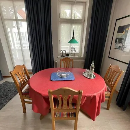 Nur 50 Meter Zum Strand: Tolles *